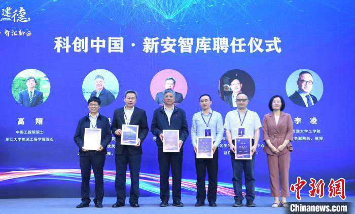 寒潮强势席卷全国！预警信号升级 大范围雨雪来袭 三段天气依次上演